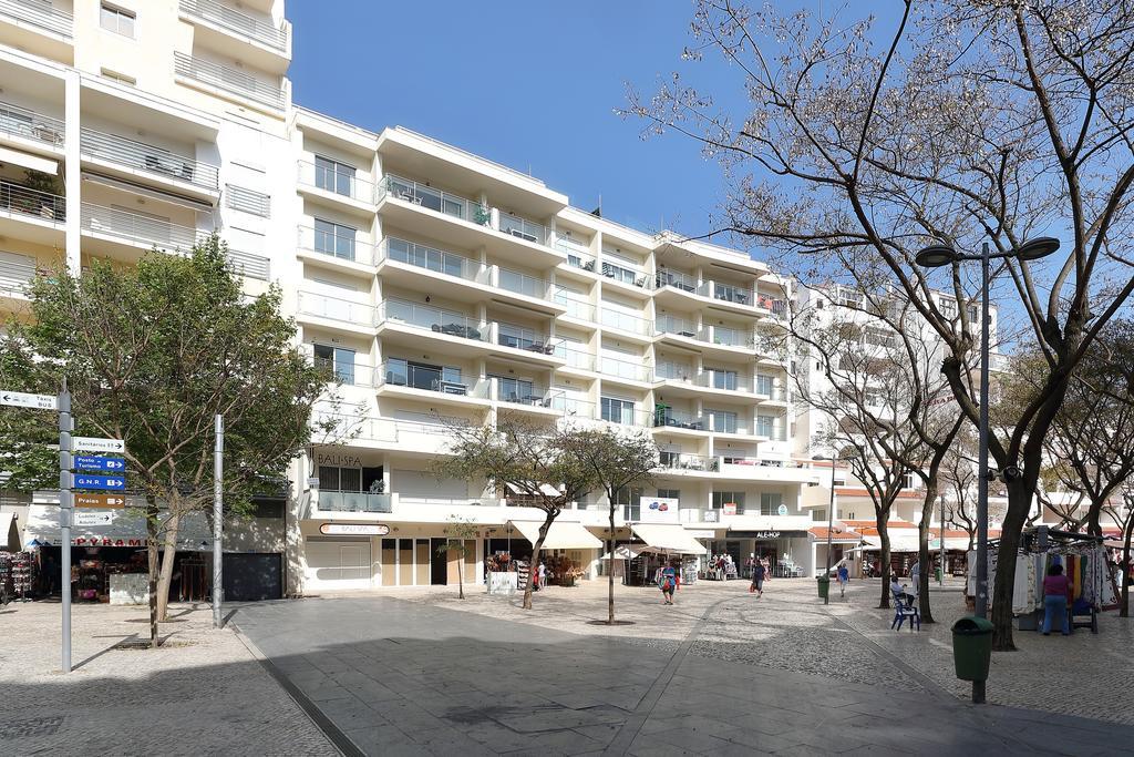 Original 3 Bedroom Downtown Albufeira Esterno foto