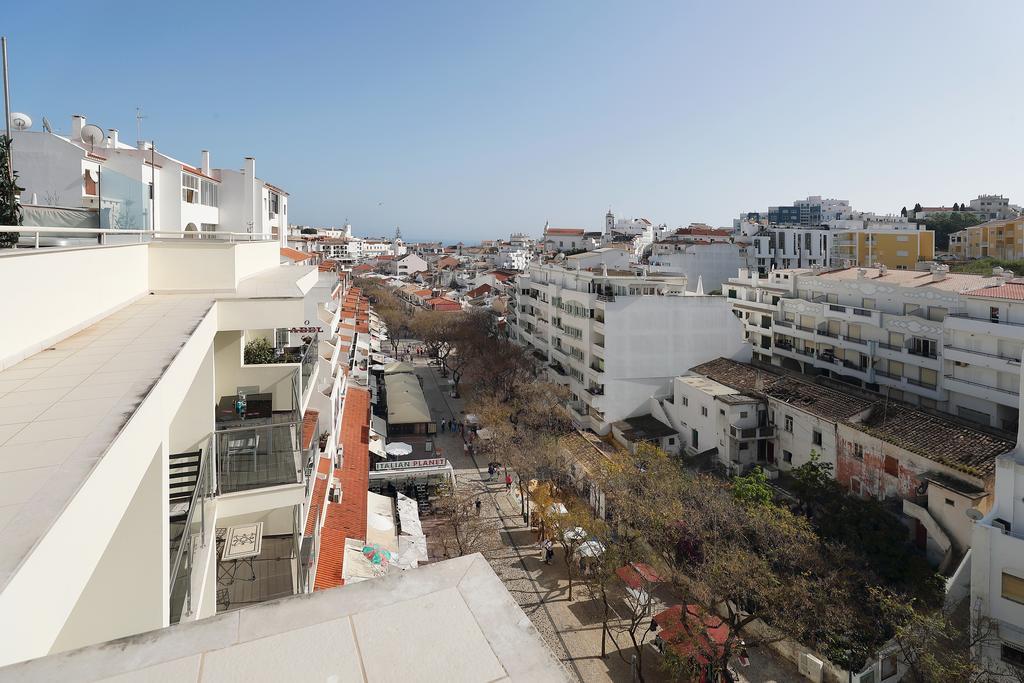 Original 3 Bedroom Downtown Albufeira Esterno foto