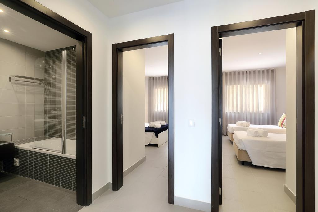 Original 3 Bedroom Downtown Albufeira Esterno foto