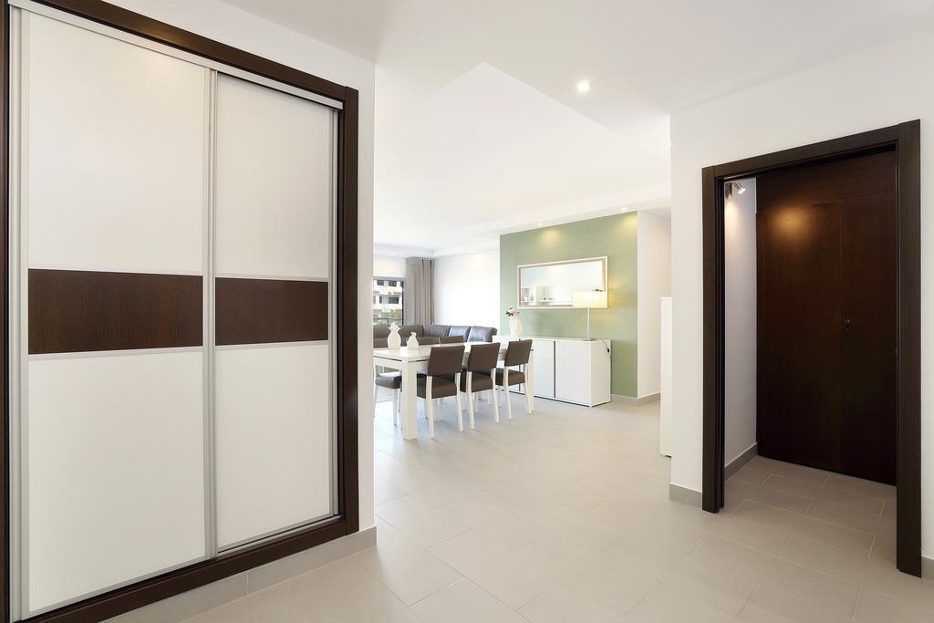 Original 3 Bedroom Downtown Albufeira Esterno foto